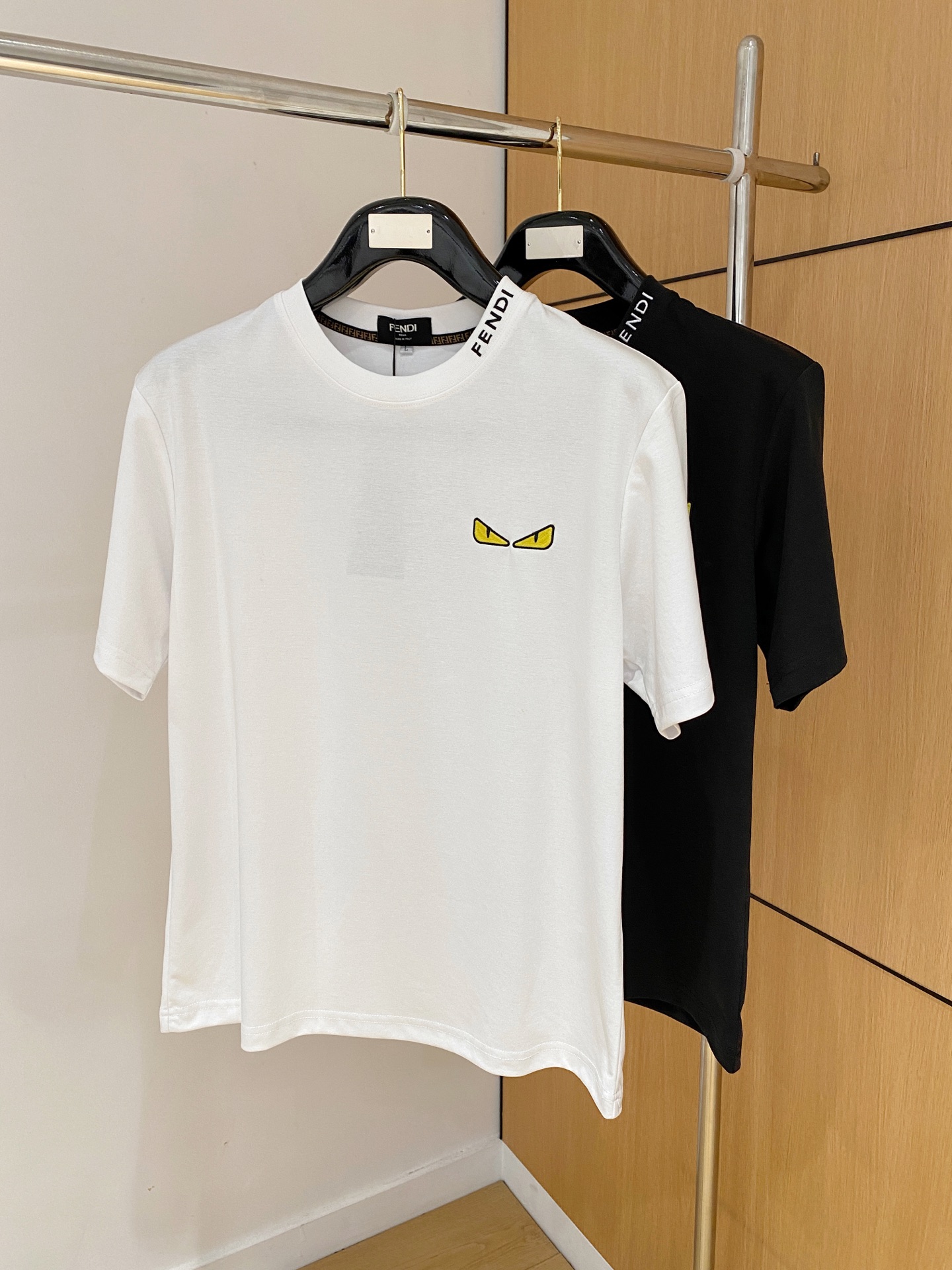 short sleeves